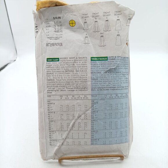 Butterick 4347 Vintage Sewing Pattern Misses Skirt & Shorts Sizes XS-M 1996 - Picture 2 of 2